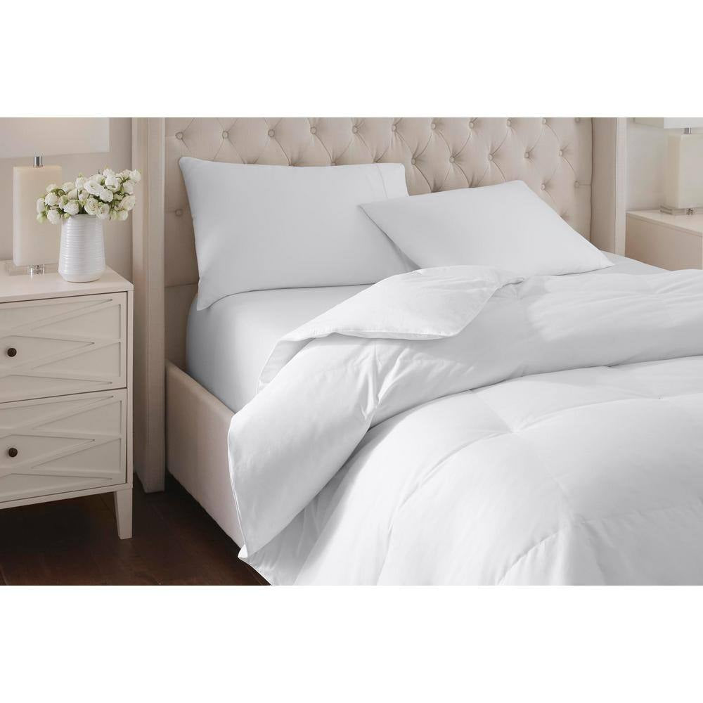 Light Weight White Twin down Comforter