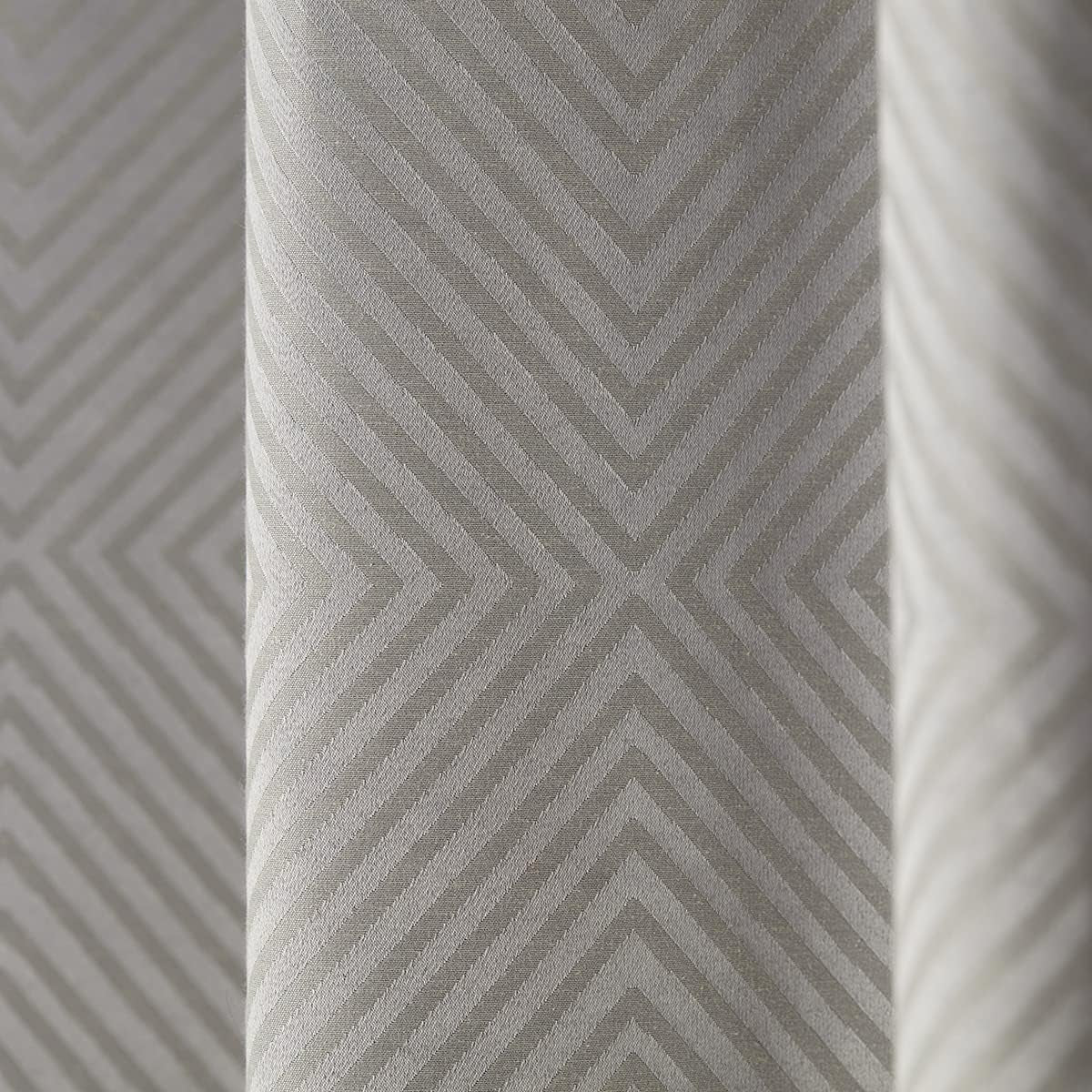 Lloyd - Blackout Curtain Set of 2 - Grey Diamond Jacquard Curtains, 100% Light Blocking, Sound Filtering, Thermal Insulation - Geometric Design with Grommet Heading, 52" X 84"