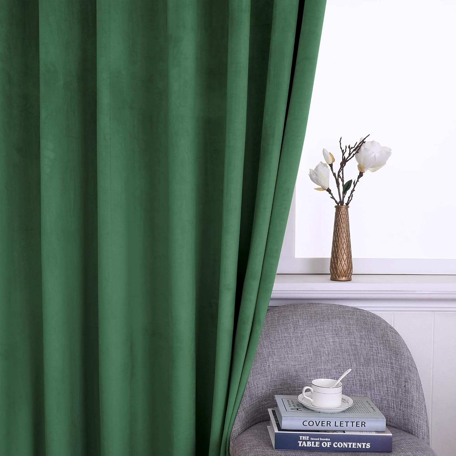 Green Blackout Velvet Curtains 84 Inches Long Window Curtain Treatment for Bedroom Living Room Decor Farmhouse Grommets Curtains Thermal Insulated Velvet Drapes Set of 1 Panel