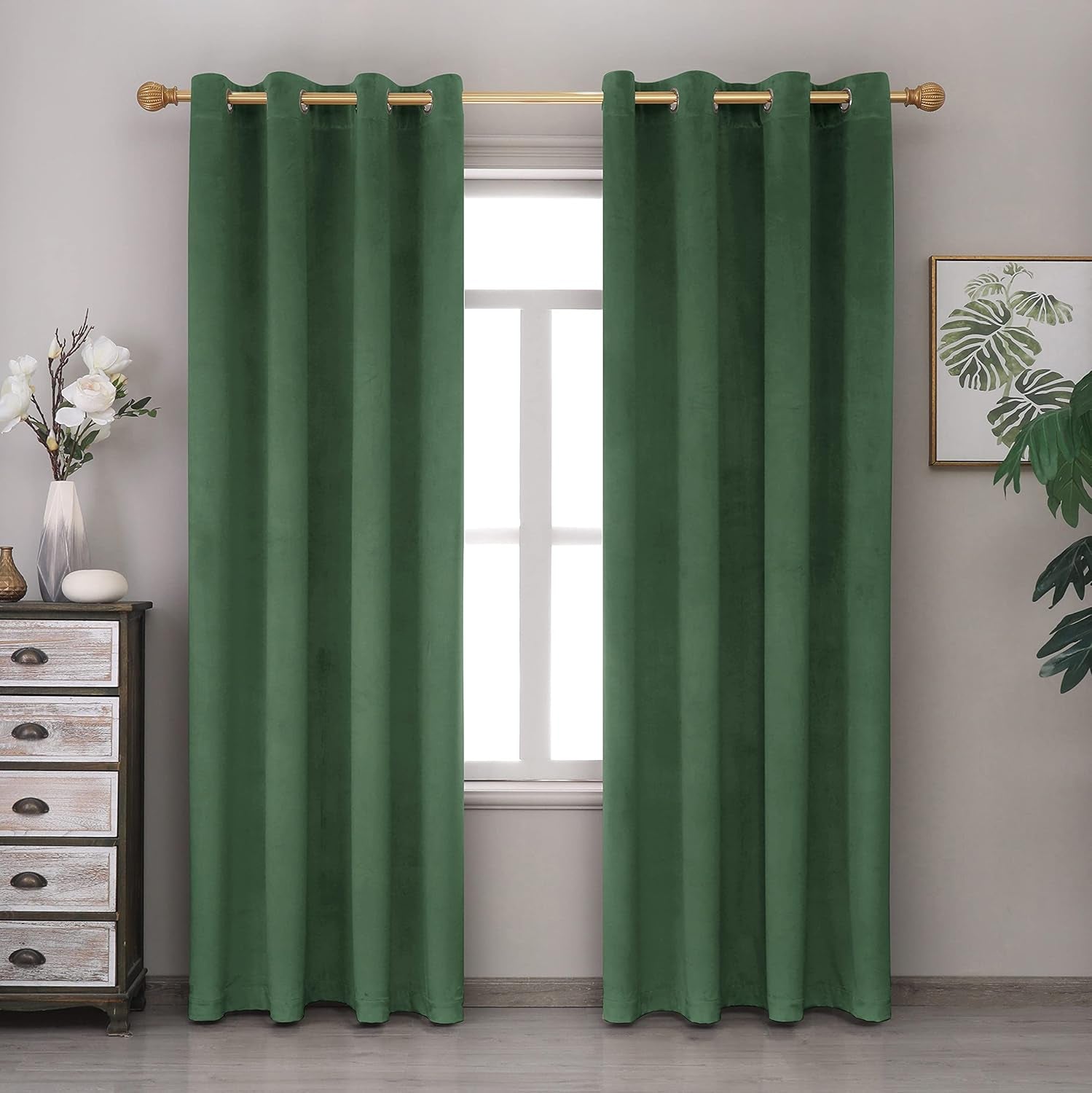 Green Blackout Velvet Curtains 84 Inches Long Window Curtain Treatment for Bedroom Living Room Decor Farmhouse Grommets Curtains Thermal Insulated Velvet Drapes Set of 1 Panel